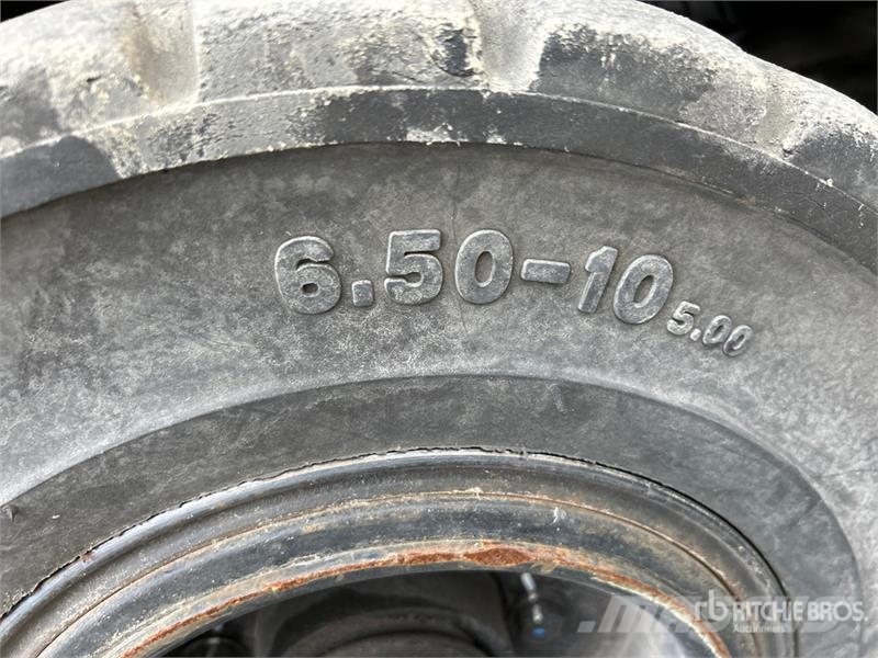 Doosan G30E-7 5500 lb Cushion Tire Forklift Kahveltõstukid - muud