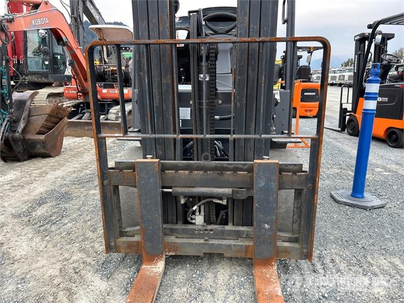 Doosan G30E-7 5500 lb Cushion Tire Forklift Kahveltõstukid - muud