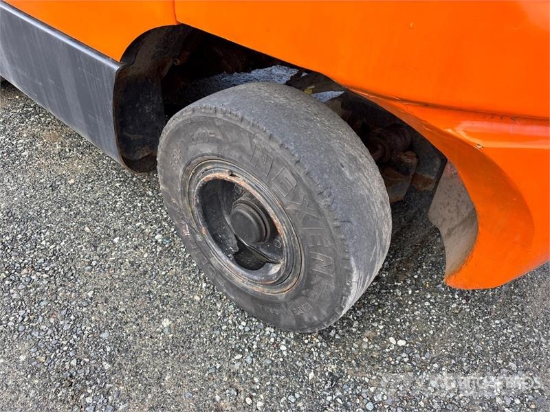 Doosan G35C-5 6450 lb Cushion Tire Forklift Інше