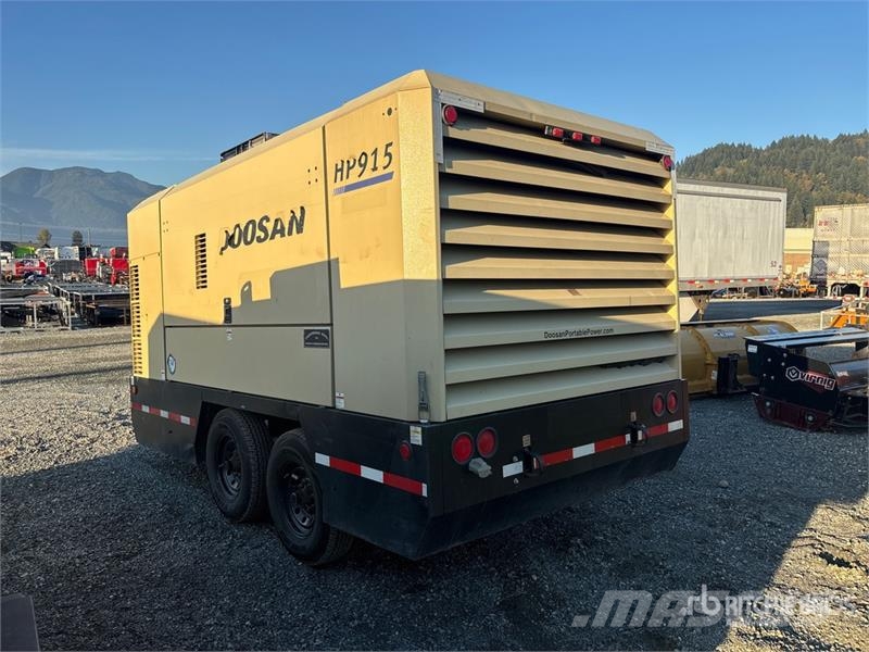 Doosan HP915WCU-T4F Mobile 146 L Air Compressor Compressori