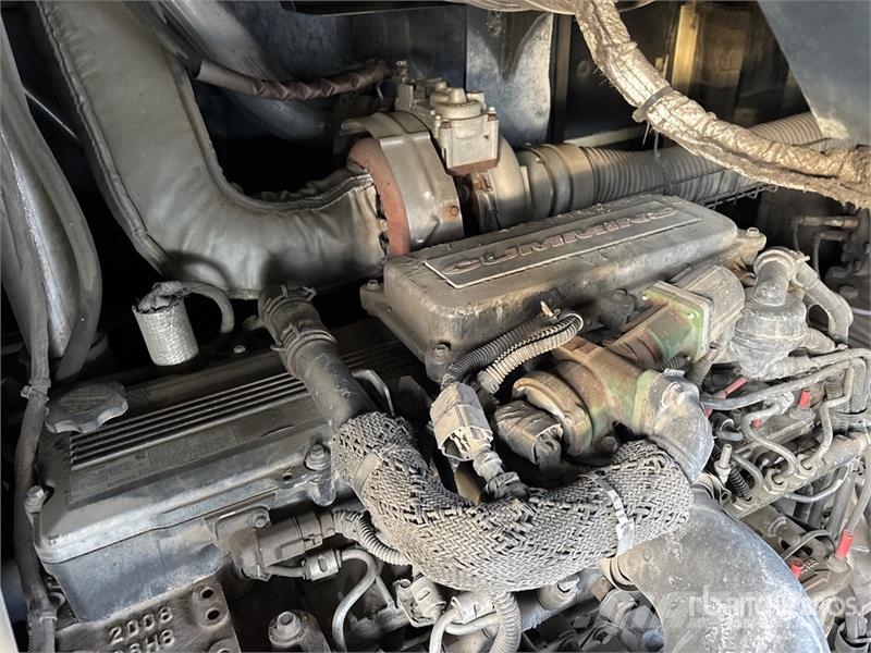Doosan HP915WCU-T4F Mobile 146 L Air Compressor Compressori