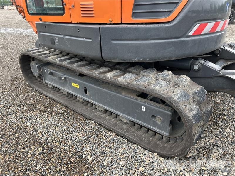 Doosan Tracked Excavator Roomikekskavaatorid