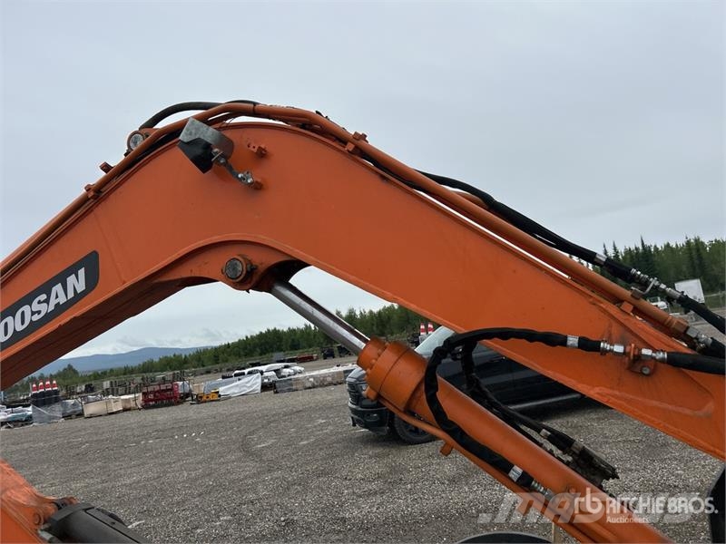 Doosan Tracked Excavator Roomikekskavaatorid