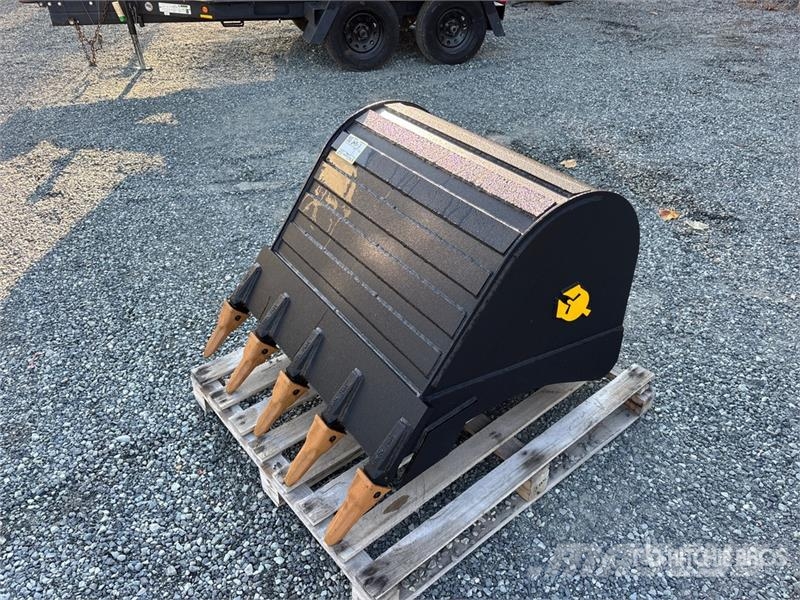 Dynamic Industries 36 in Digging Excavator Bucket (Unused) دلاء
