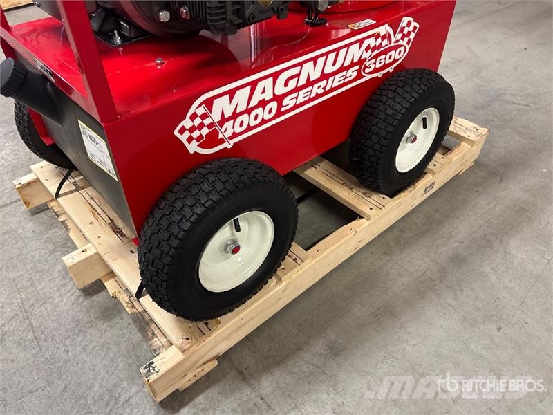 Easy-Kleen Magnum 3600 Pressure Washer (Unused) Light pressure washers