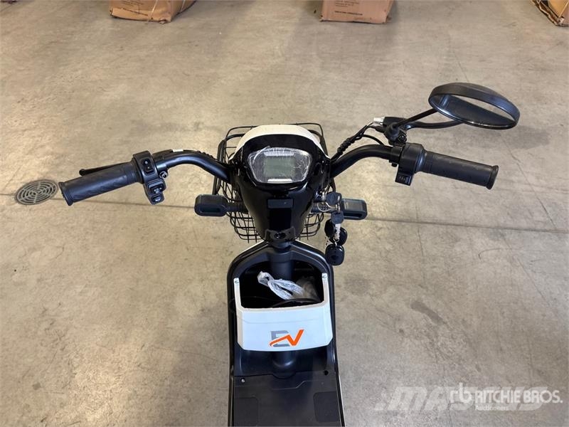  Electric Scooter Terenska vozila