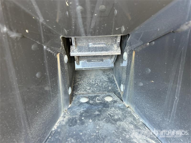  Erksine Skid Steer Bush Chipper (Unused) Andre komponenter