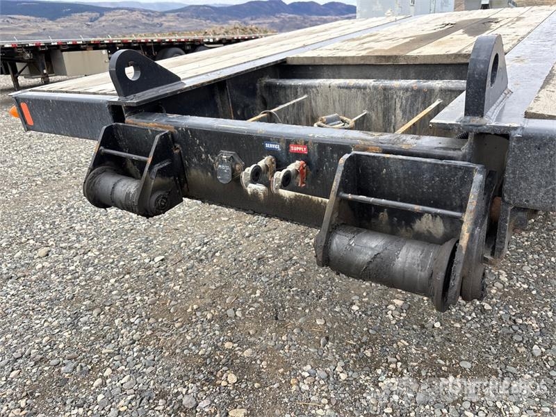 Fontaine X20 Renegade 40 ton T/A Removable Gooseneck Lowboy Tieflader