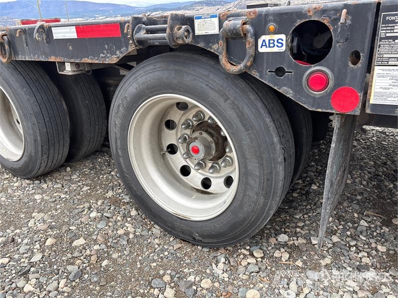 Fontaine X20 Renegade 40 ton T/A Removable Gooseneck Lowboy Tieflader
