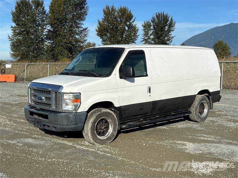Ford E-250 Gesloten bedrijfswagens