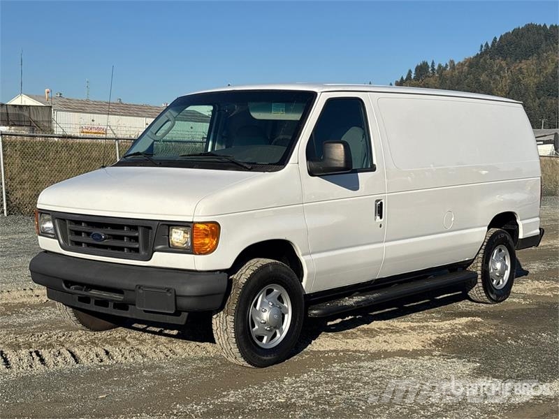 Ford E-250 Furgone chiuso