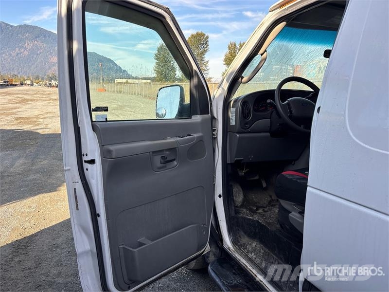 Ford E-250 Gesloten bedrijfswagens