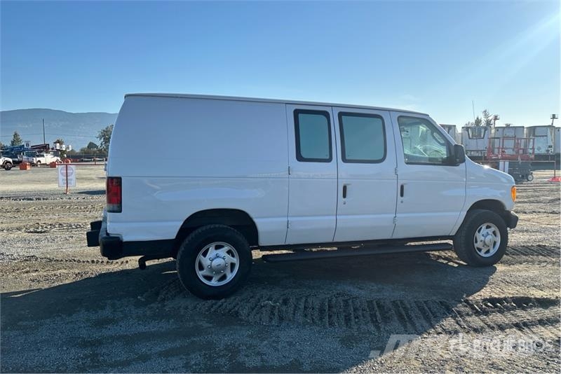 Ford E-250 Furgone chiuso