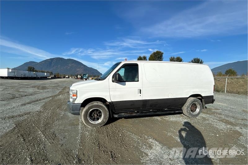 Ford E-250 Gesloten bedrijfswagens