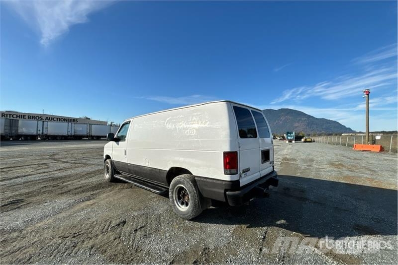 Ford E-250 Gesloten bedrijfswagens