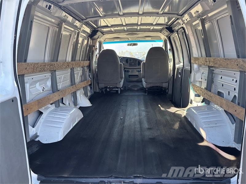 Ford E-250 Furgone chiuso