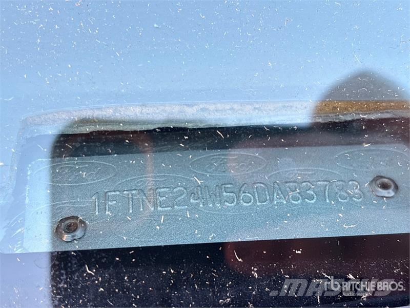 Ford E-250 Furgone chiuso