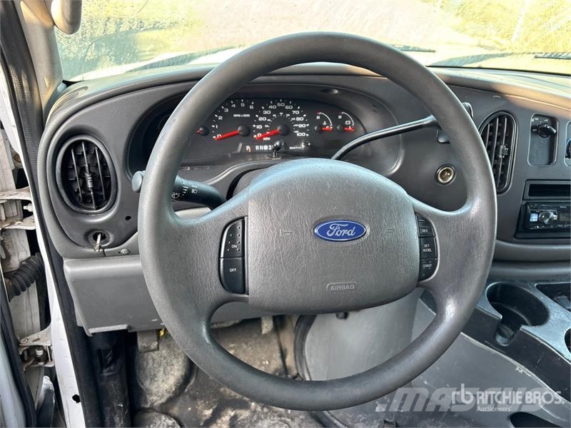 Ford E-250 Gesloten bedrijfswagens