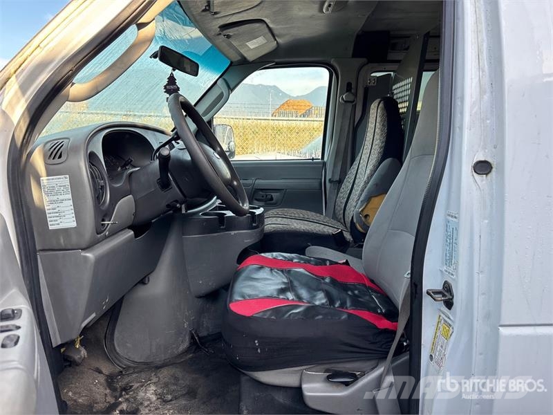Ford E-250 Gesloten bedrijfswagens