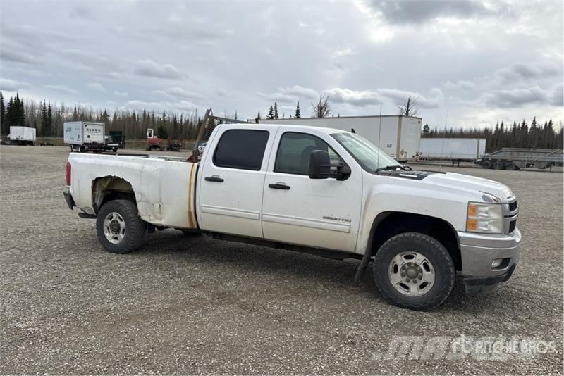 Ford F-150 4x4 Crew Cab Pickup Drugi