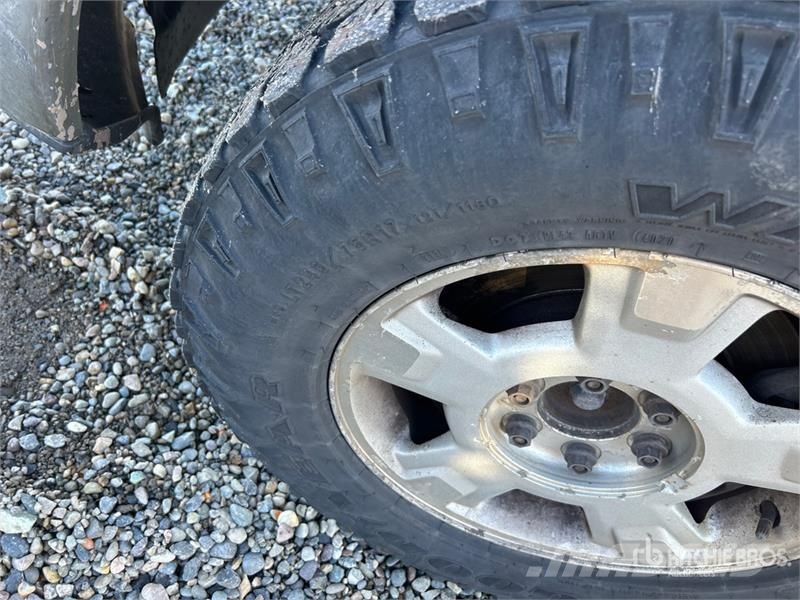 Ford F-150 4x4 Crew Cab Pickup Furgoni altro
