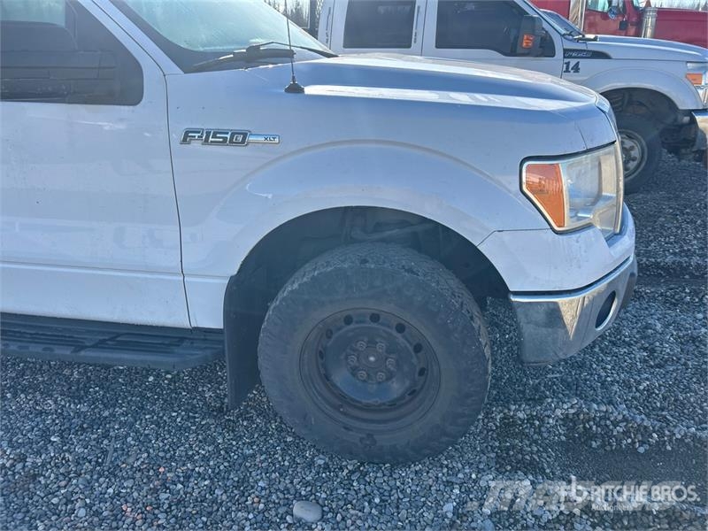 Ford F-150 4x4 Crew Cab Pickup Furgoni altro