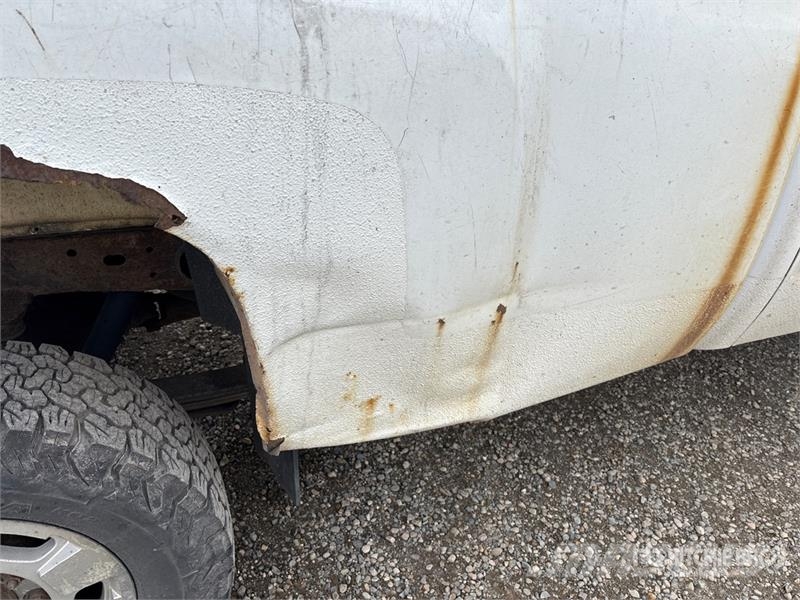 Ford F-150 4x4 Crew Cab Pickup Drugi