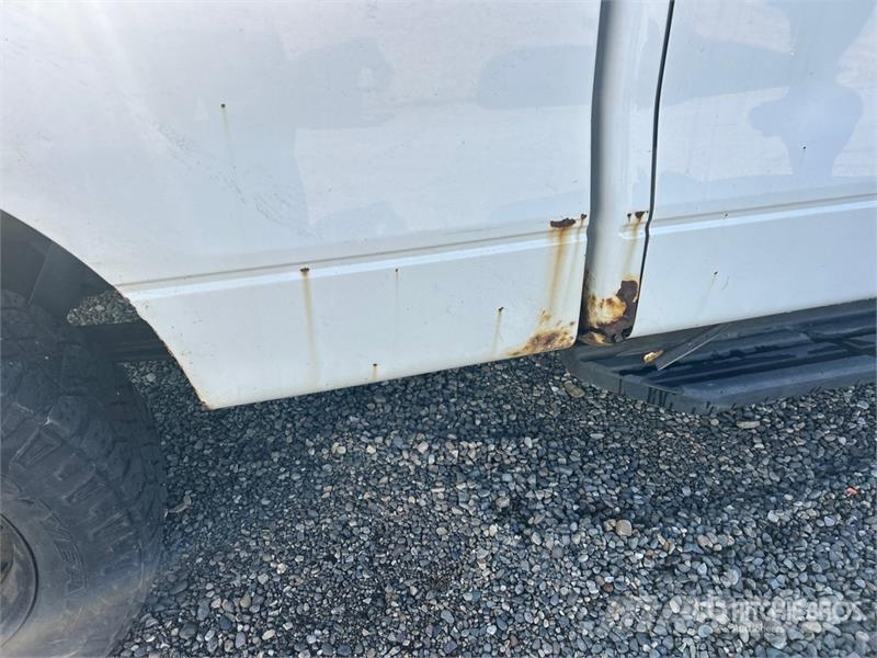 Ford F-150 4x4 Crew Cab Pickup Furgoni altro
