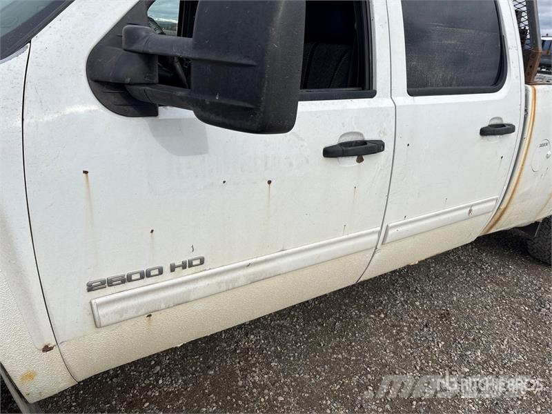 Ford F-150 4x4 Crew Cab Pickup Drugi