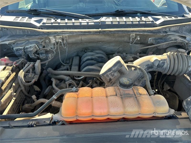 Ford F-150 4x4 Crew Cab Pickup أخرى