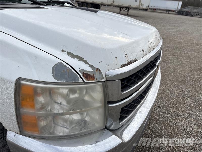 Ford F-150 4x4 Crew Cab Pickup Drugi