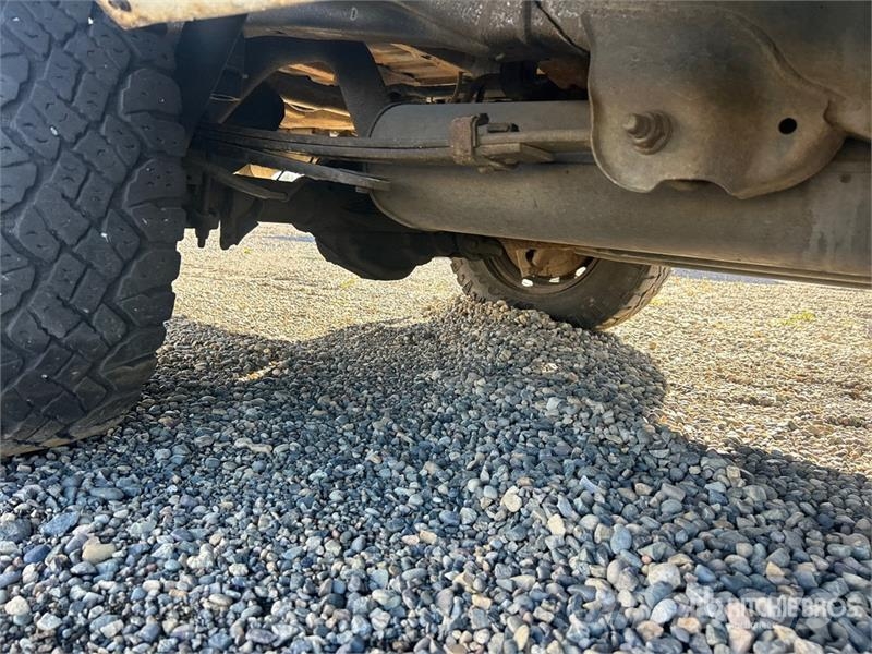 Ford F-150 4x4 Crew Cab Pickup Furgoni altro