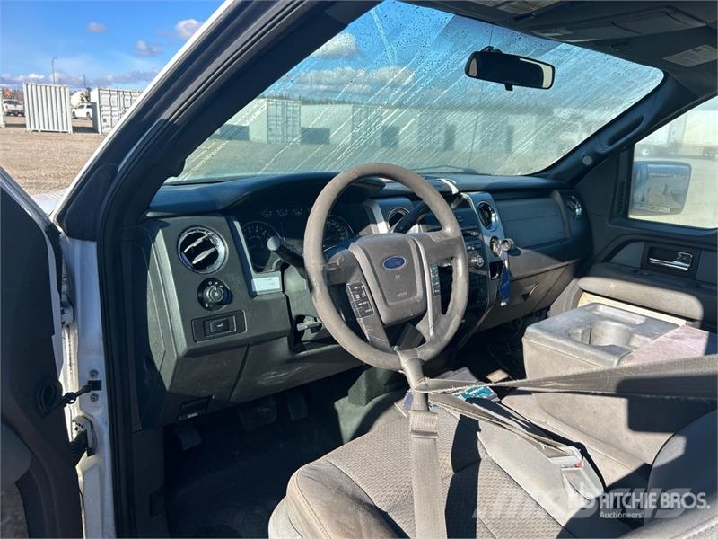Ford F-150 4x4 Crew Cab Pickup Furgoni altro