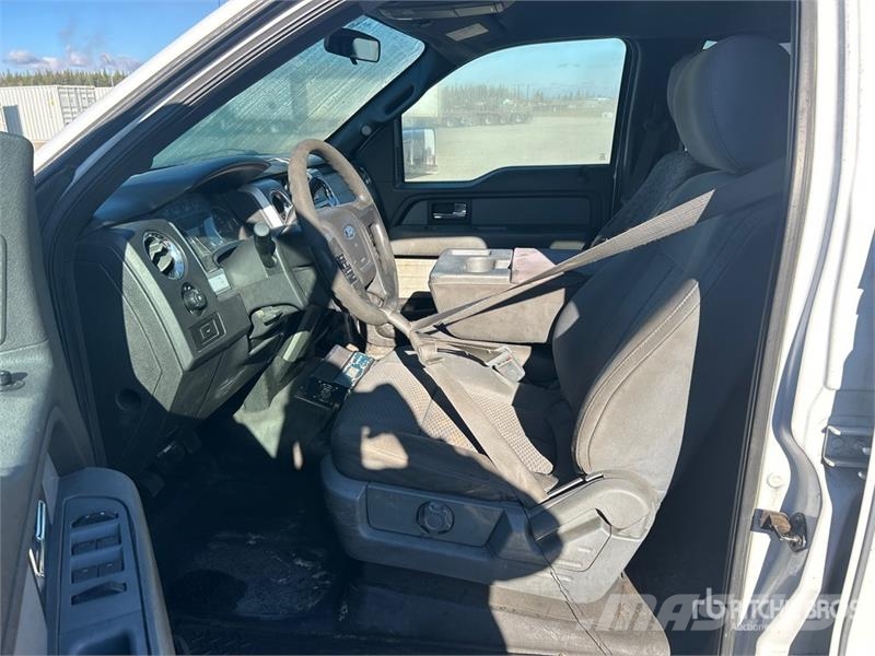 Ford F-150 4x4 Crew Cab Pickup Furgoni altro