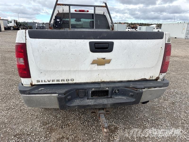 Ford F-150 4x4 Crew Cab Pickup Drugi