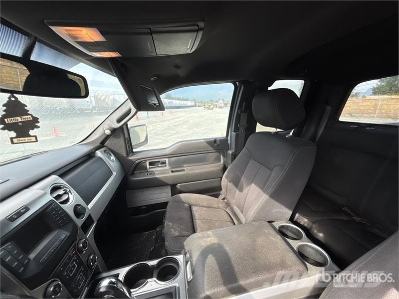 Ford F-150 FX4 4x4 Extended Cab Pickup 其他