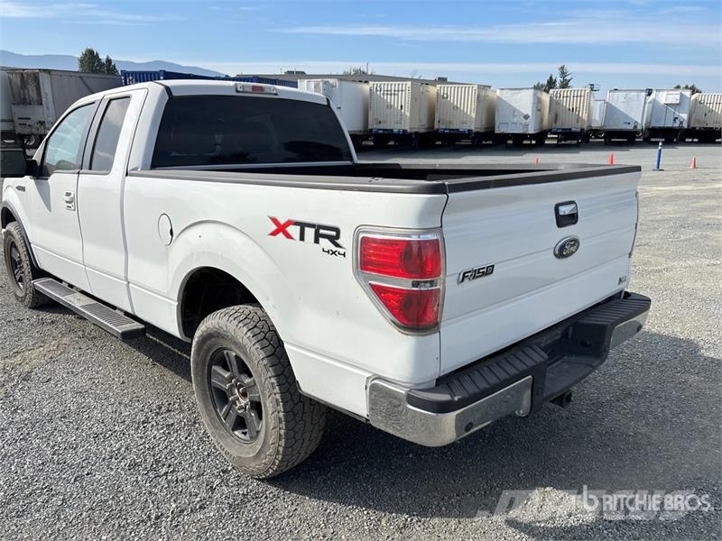Ford F-150 FX4 4x4 Extended Cab Pickup 其他