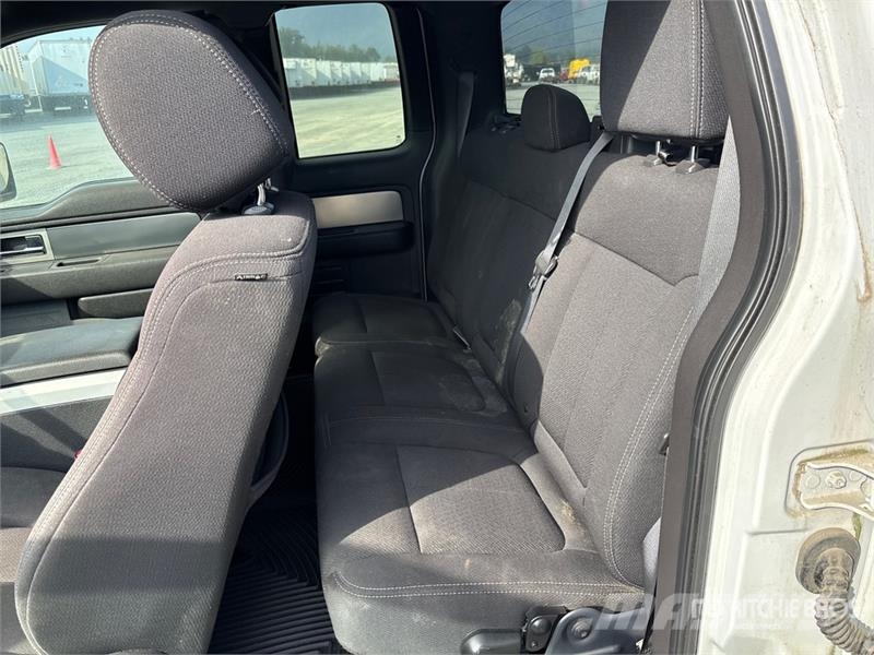 Ford F-150 FX4 4x4 Extended Cab Pickup 其他