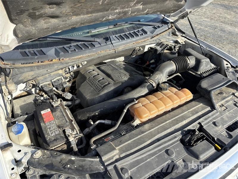 Ford F-150 King Ranch 4x4 Crew Cab Pickup Muu