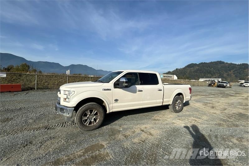 Ford F-150 King Ranch 4x4 Crew Cab Pickup Muu