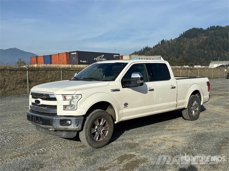 Ford F-150 King Ranch 4x4 Crew Cab Pickup Muu