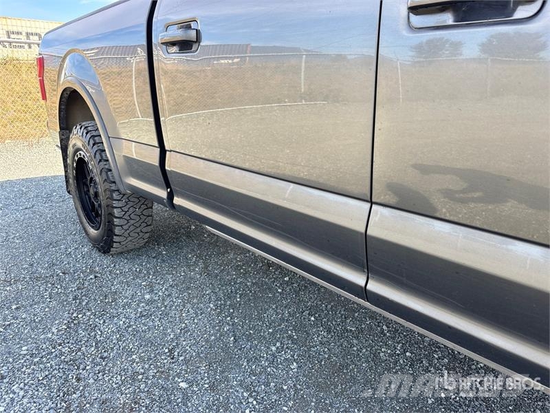 Ford F-150 Lariat 4x4 Crew Cab Pickup Прочие фургоны
