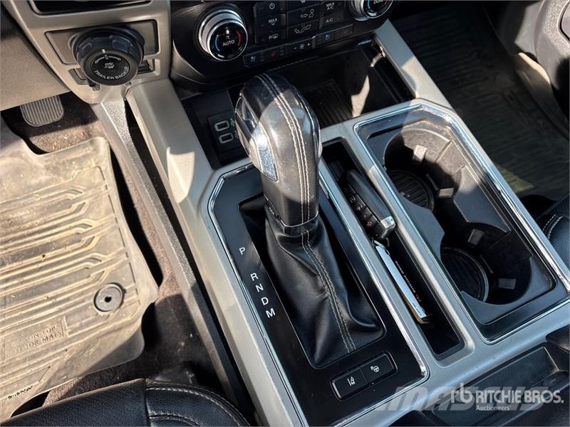 Ford F-150 Lariat 4x4 Crew Cab Pickup Прочие фургоны