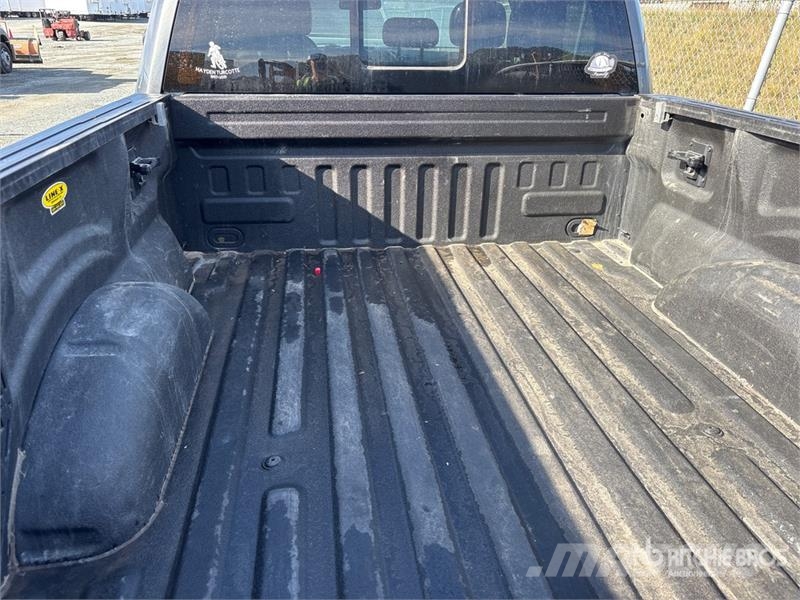 Ford F-150 Lariat 4x4 Crew Cab Pickup Прочие фургоны