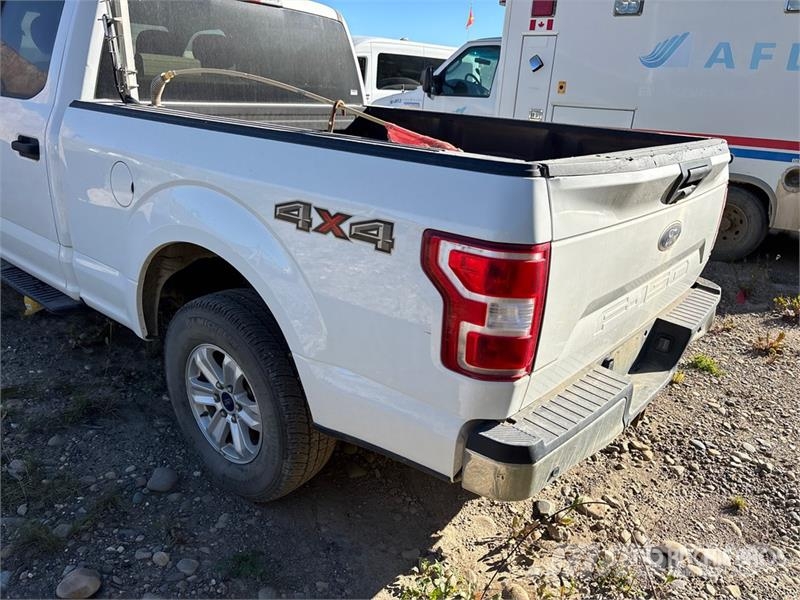 Ford F-150 XLT 4x4 Crew Cab Pickup Andre varebiler