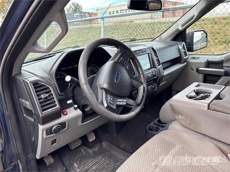 Ford F-150 XLT 4x4 Crew Cab Pickup Furgoni altro