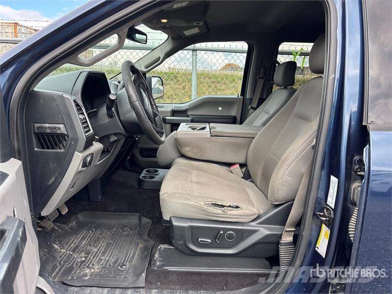 Ford F-150 XLT 4x4 Crew Cab Pickup Furgoni altro