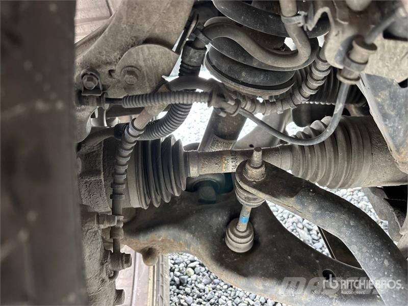 Ford F-150 XLT 4x4 Crew Cab Pickup Furgoni altro
