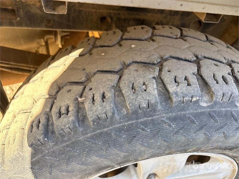 Ford F-150 XLT 4x4 Crew Cab Pickup Andre varebiler
