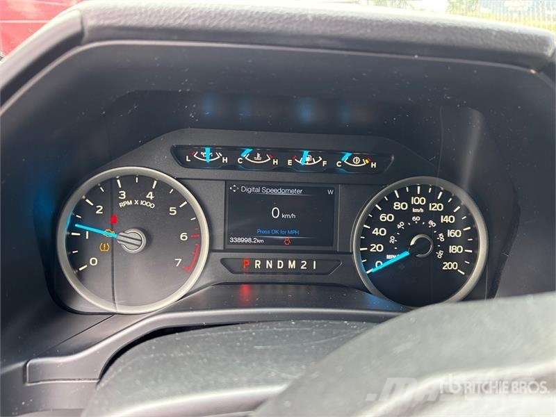 Ford F-150 XLT 4x4 Crew Cab Pickup Furgoni altro